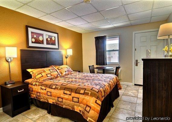 Rodeway Inn & Suites Nags Head Pokoj fotografie