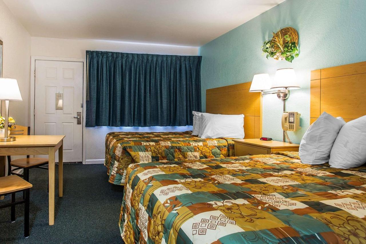 Rodeway Inn & Suites Nags Head Exteriér fotografie